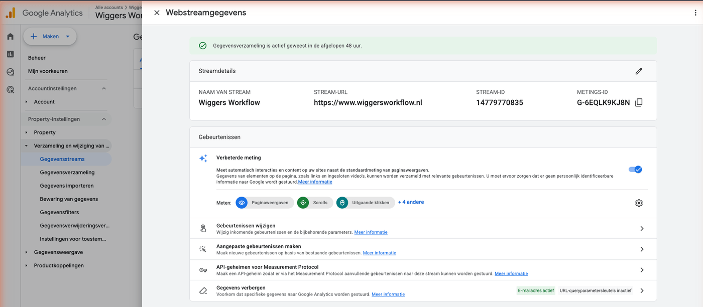 De details van een webgegevensstroom in Google Analytics met rechtsboven de Metings-ID die begint met G-